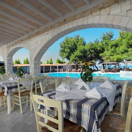 Portes Beach Hotel Nea Poteidaia Exterior photo
