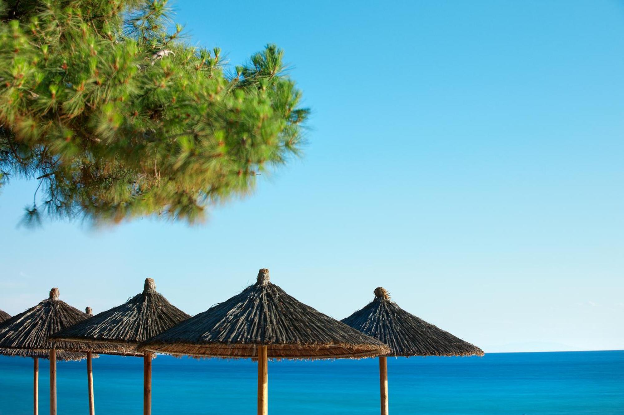 Portes Beach Hotel Nea Poteidaia Exterior photo