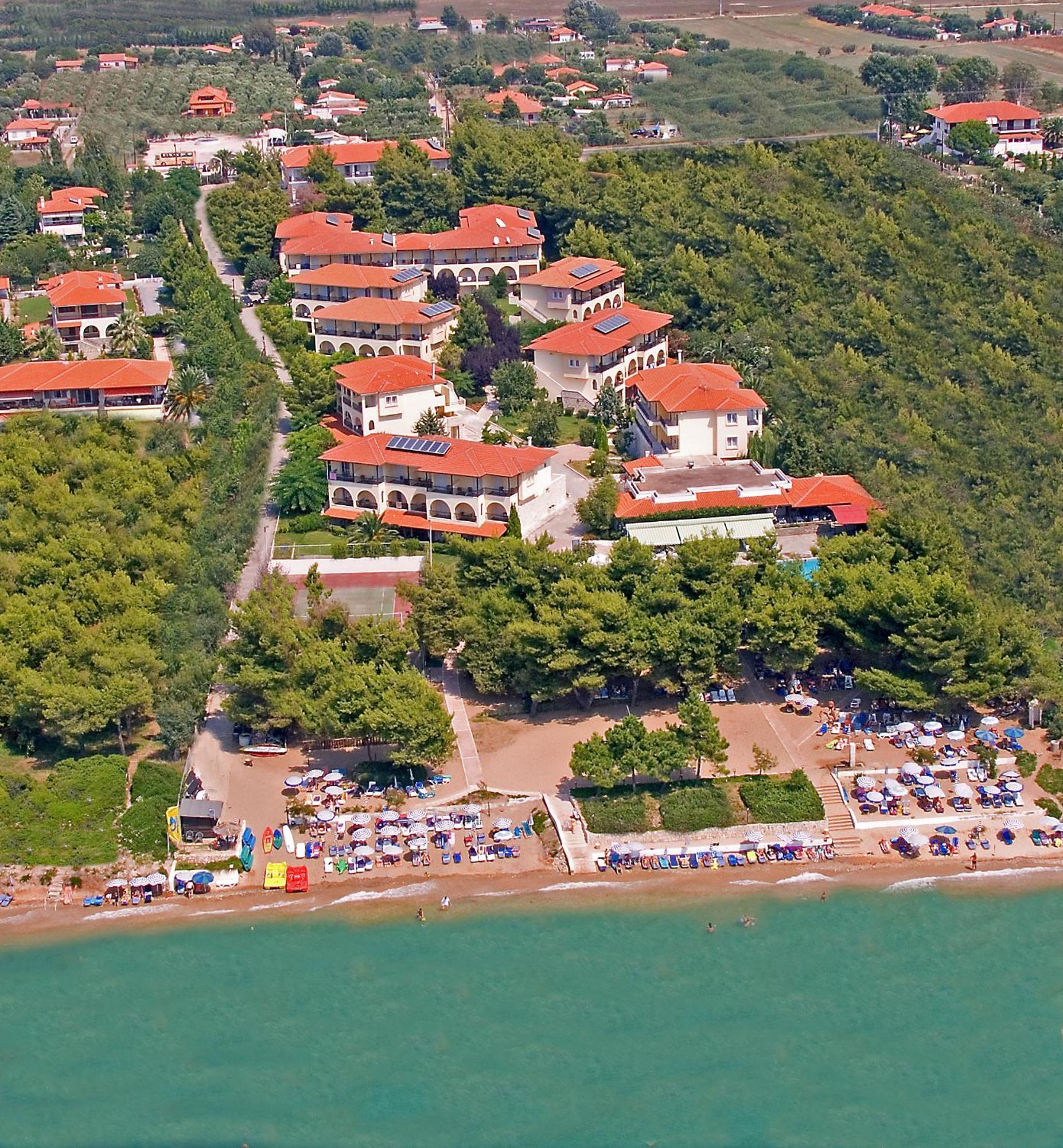 Portes Beach Hotel Nea Poteidaia Exterior photo