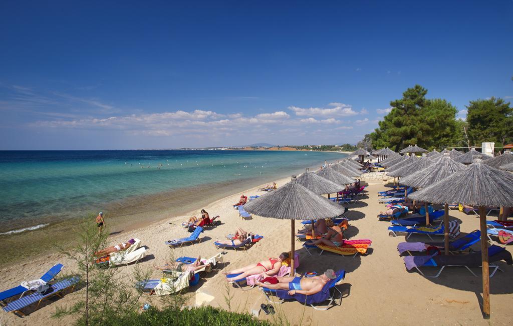 Portes Beach Hotel Nea Poteidaia Exterior photo