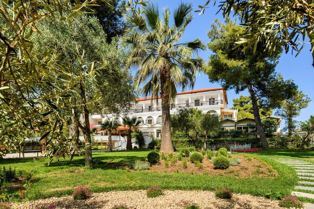 Portes Beach Hotel Nea Poteidaia Exterior photo