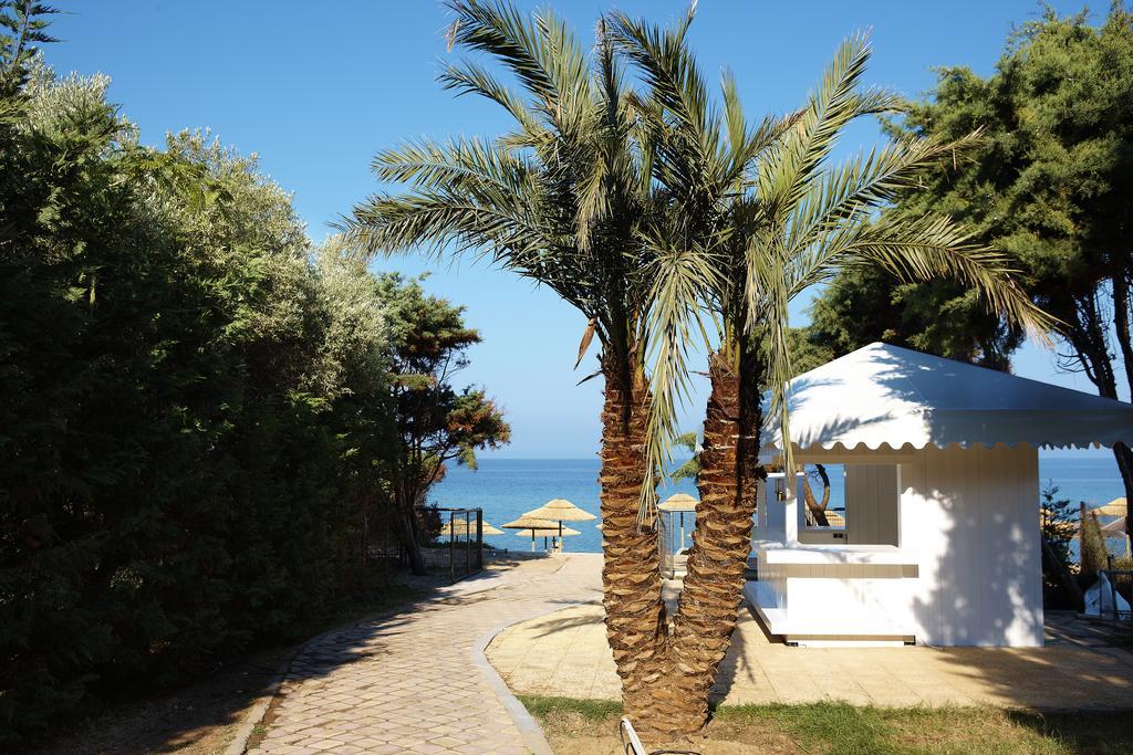 Portes Beach Hotel Nea Poteidaia Exterior photo