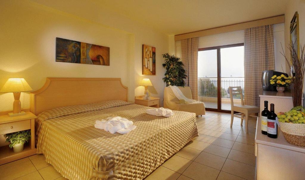 Portes Beach Hotel Nea Poteidaia Exterior photo
